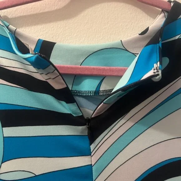 Michael Kors Abstract Geometric Retro Print Shades of Blue Stretch MiniDress NWT - Picture 11 of 16